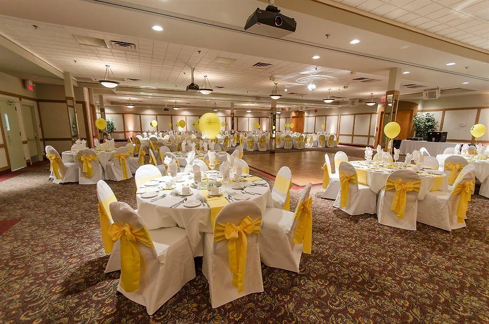 Canad Inns Destination Centre Transcona Winnipeg 3*,  Canada