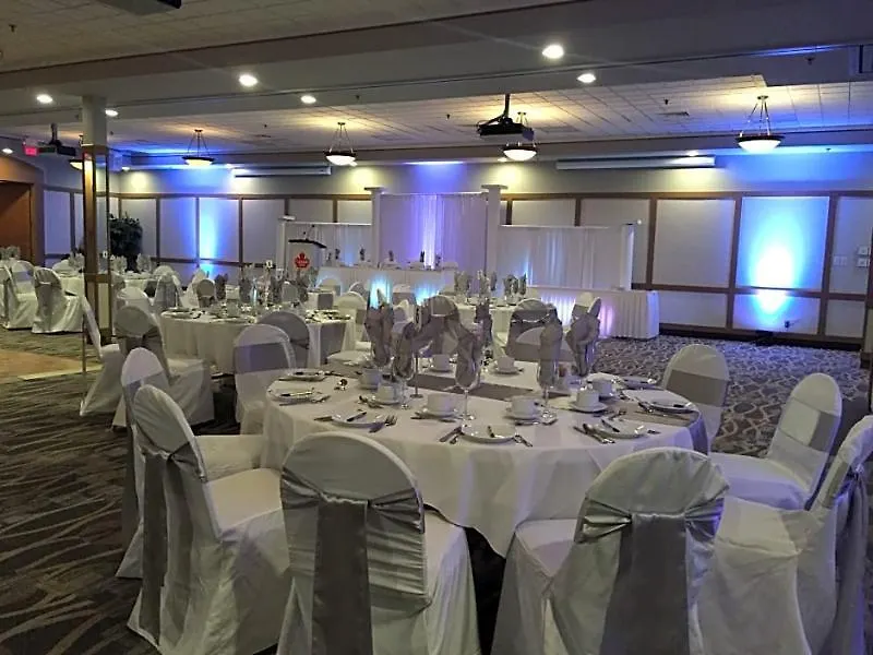 Canad Inns Destination Centre Transcona Winnipeg 3*,
